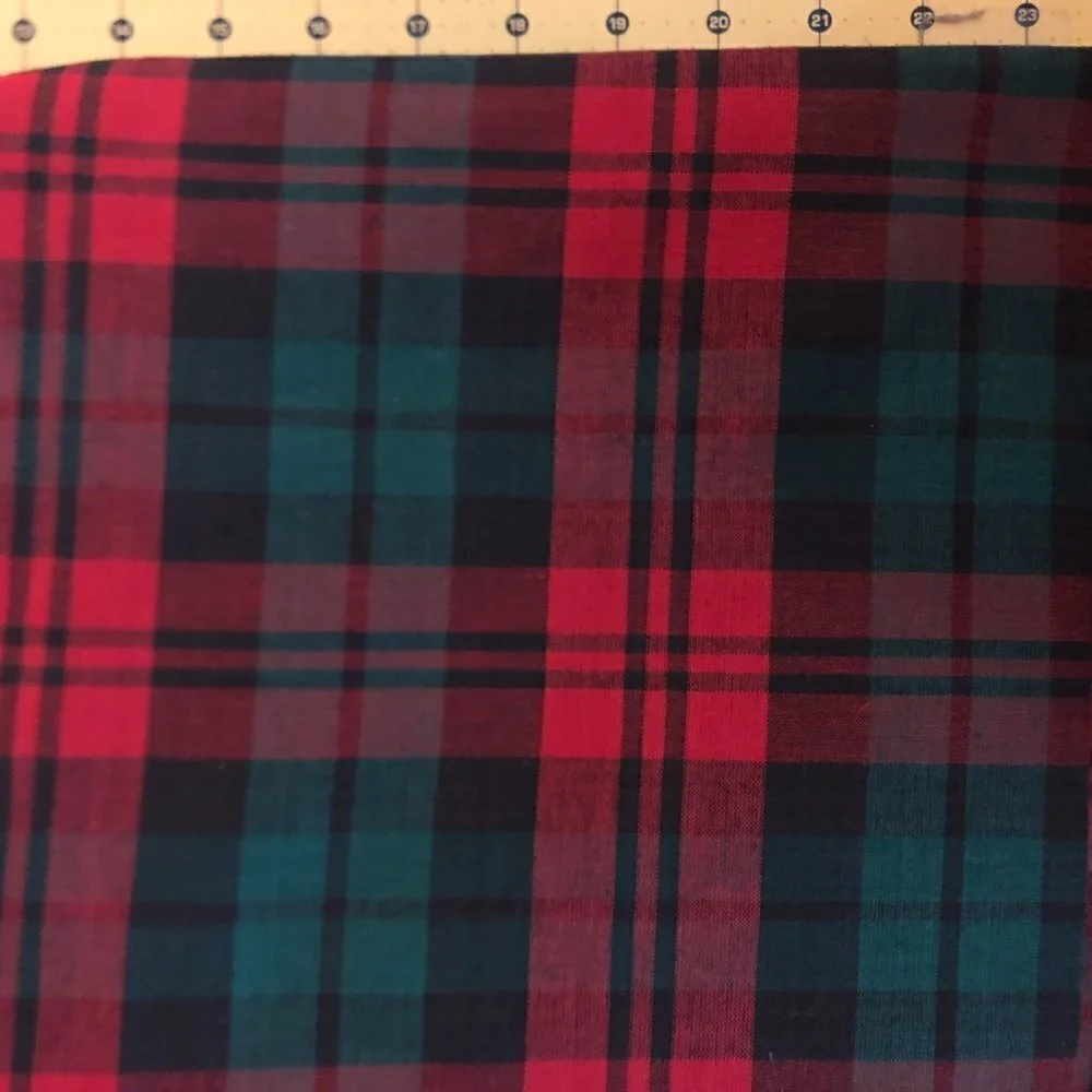 🛒 $16 Homespun Quilt Cotton Fabric Material 2 yard Red Green Plaid Tartan #751